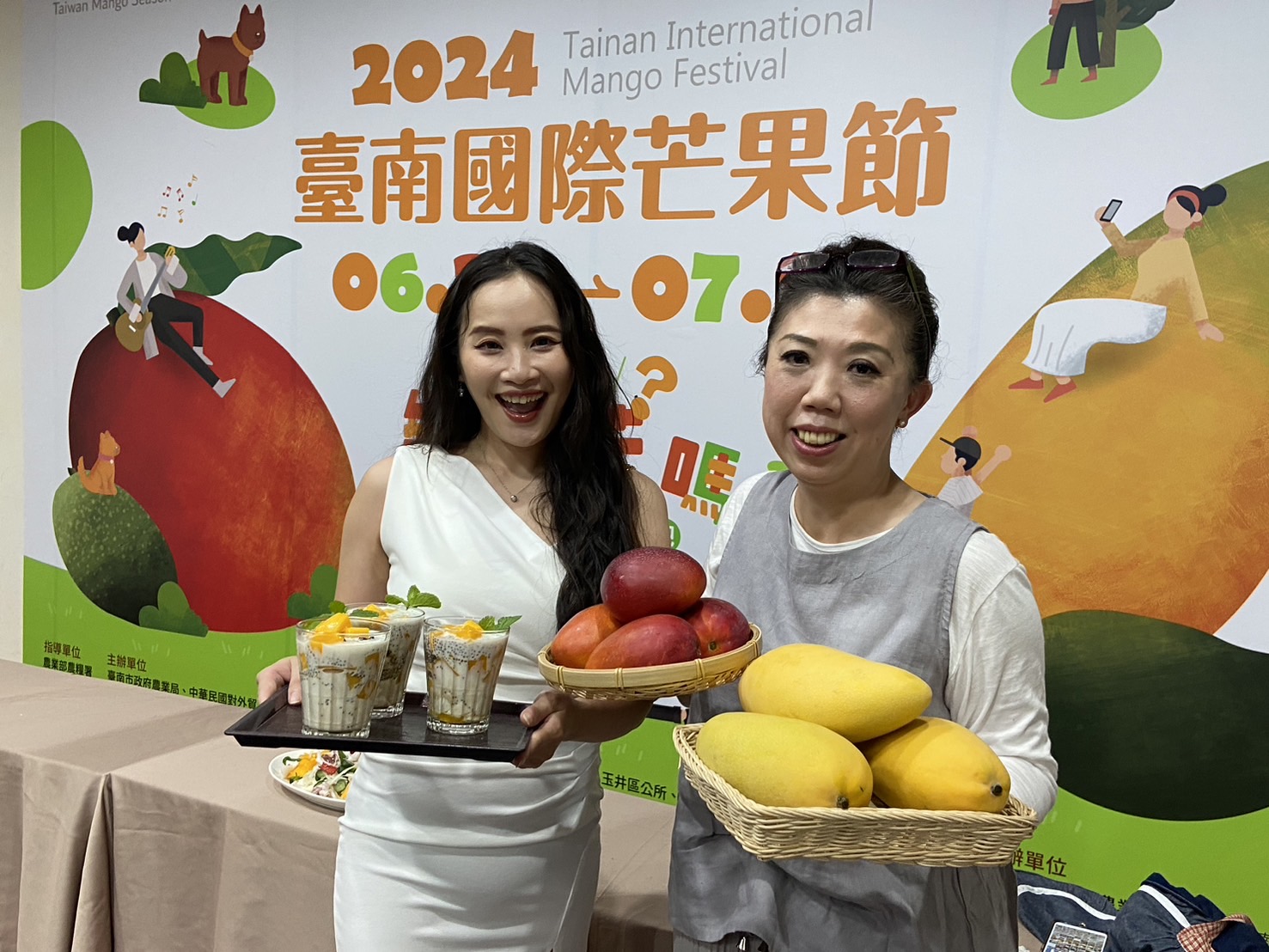 阿芳老師為芒果節設計創意料理，推薦大家品嚐芒果自然甜。