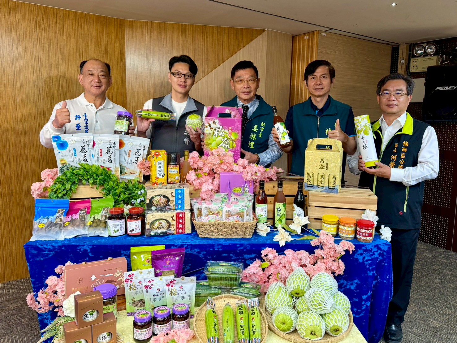 e393a62c59fec30c2658d69d93f3a70f